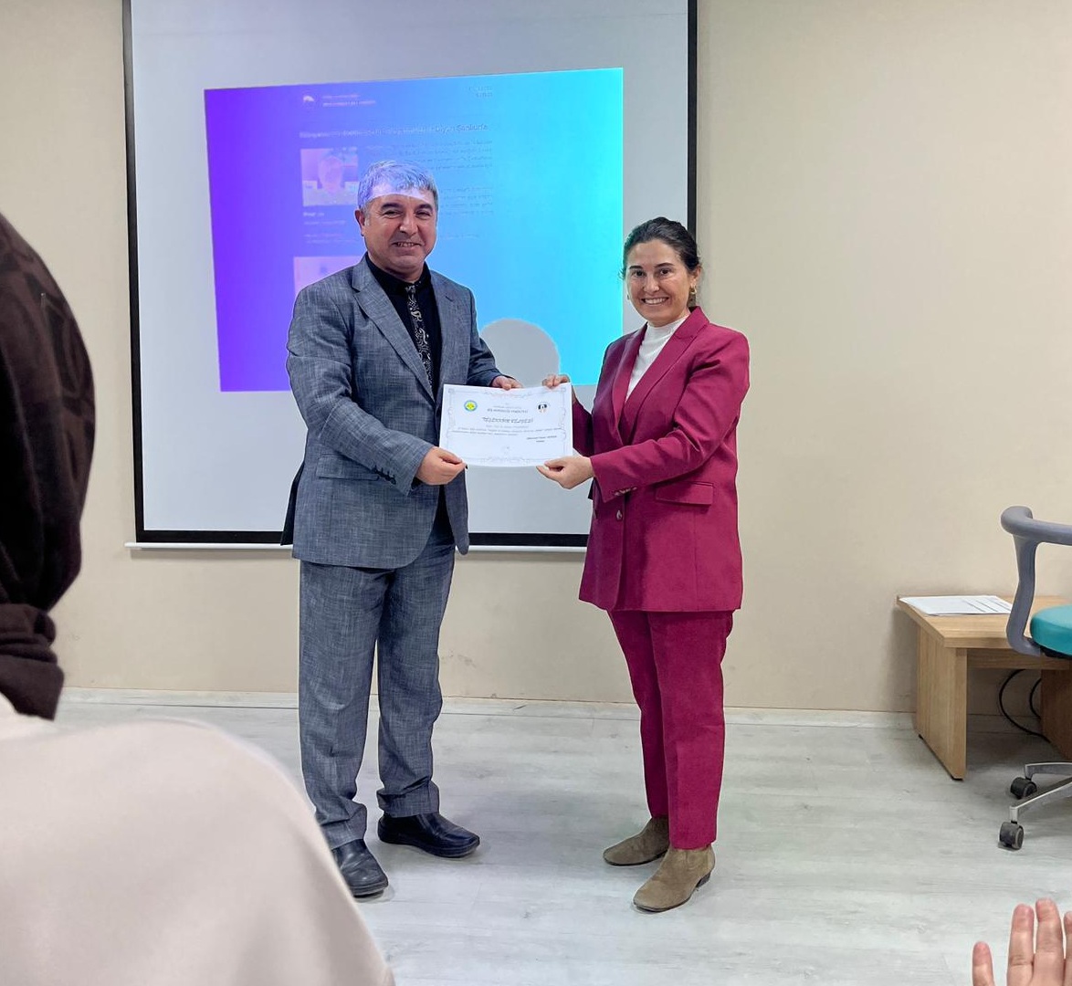 Fakültemizde “Hepatit B Tehlikesi: Bulaşma, Korunma ve Tedavi” Konulu Eğitim Programı Gerçekleştirildi